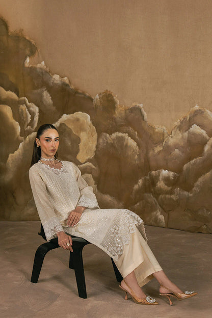 2 PIECE EMBROIDERED MONARK SUIT (LUXURY-PRET)